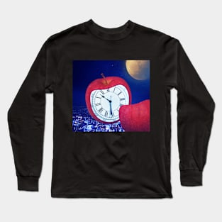 Red apple clock Long Sleeve T-Shirt